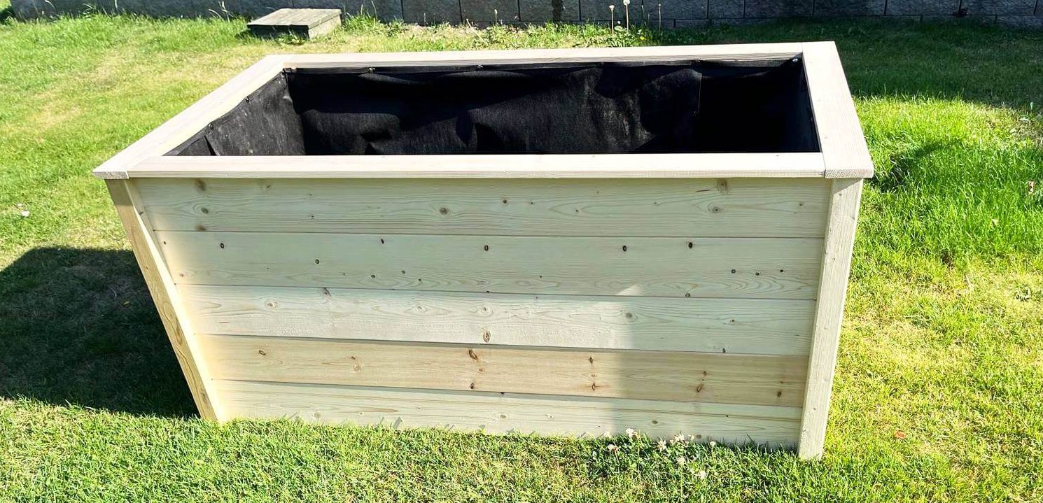 Dřevěný vyvýšený záhon Krušnohorský Nábytek VZ2 156 x 85 x 70 cm smrk přírodní